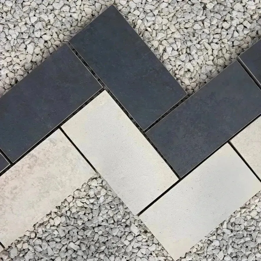 County Anthracite Porcelain Edging Setts 200x100x20 £31.78/m2 - Image 3