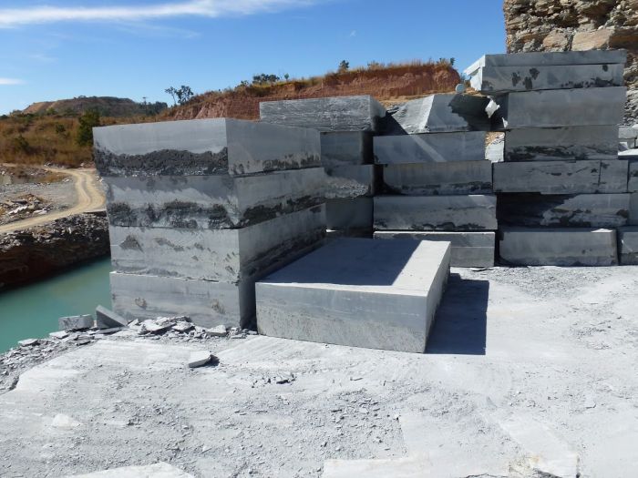 Brazilian Slate Paving Paving Slabs 600x600x20mm - Image 8