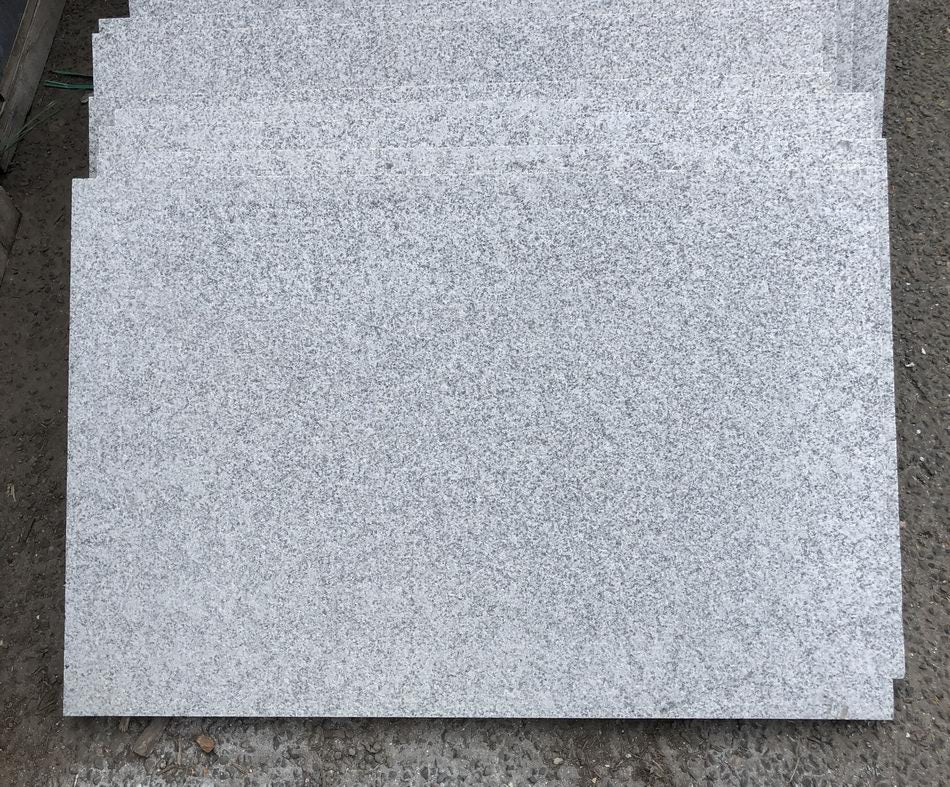 Silver Grey Granite Paving, Glacier Ice 900 x 600 x 25mm £29.69/m2 - Image 8