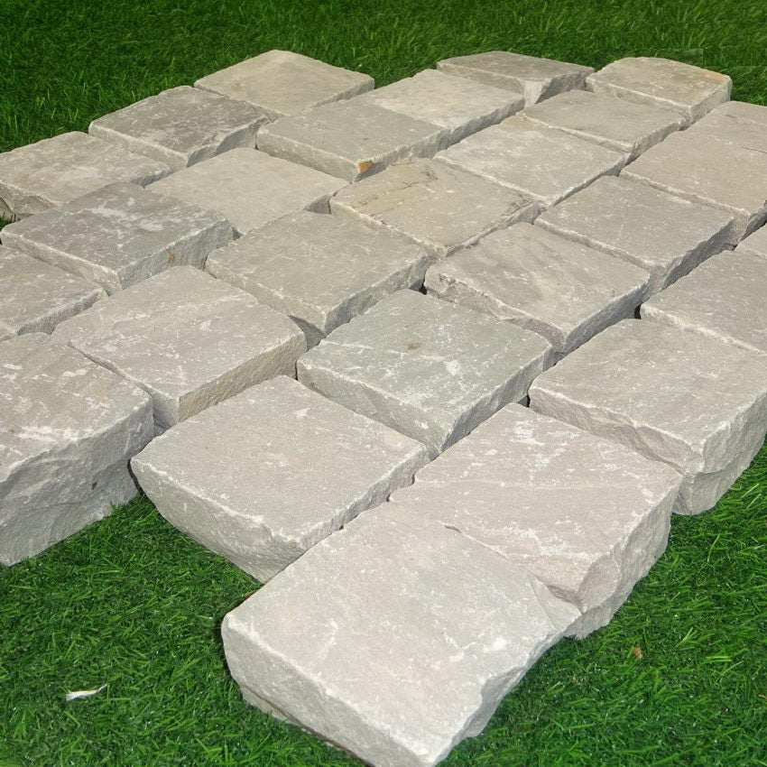 Kandla Grey Indian Sandstone Setts & Cobbles 100 x 100 x 50mm, £40.29/m2 - Image 3