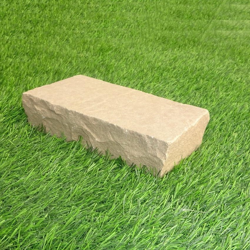Kandla Grey Indian Sandstone Setts & Cobbles 200 x 100 x 50mm, £42.69/m2 - Image 3