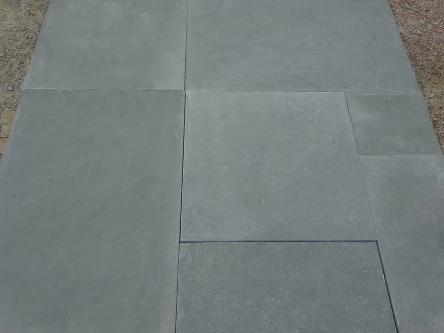 Kota Blue Limestone Paving, Sawn Edge 600x600 22mm Cal. £21.00/m2 - Image 6