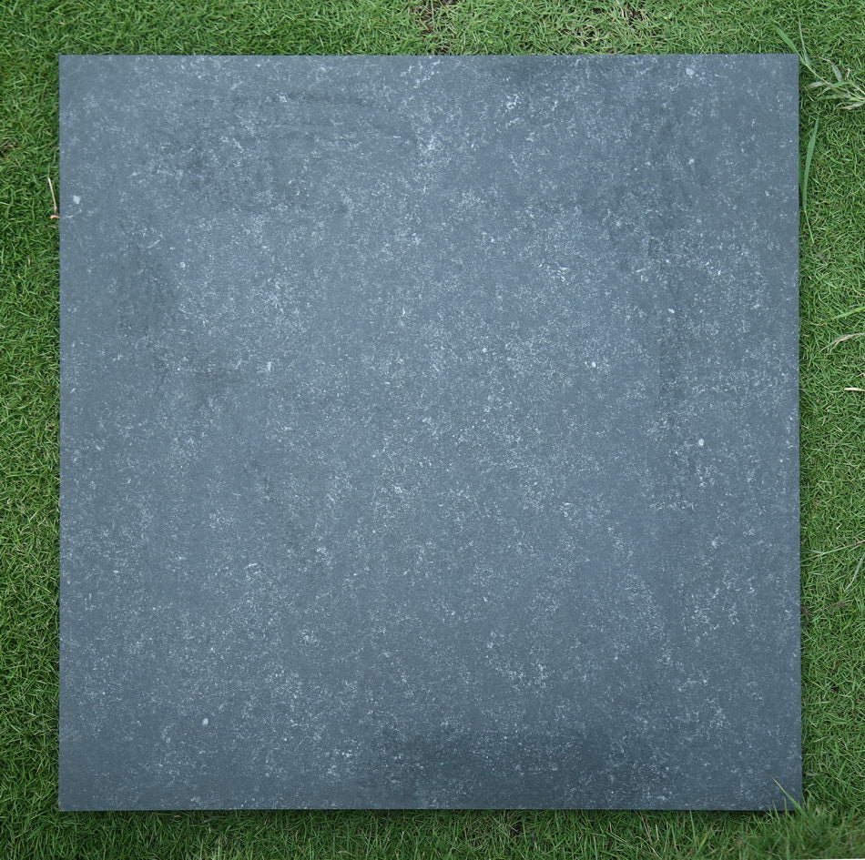 Bluestone Natural Porcelain Paving Slabs 600x600x20mm - Image 4