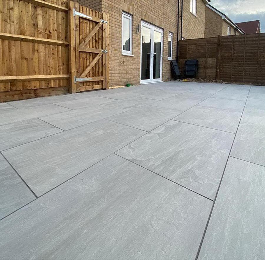 Kandla Grey Porcelain Paving Slabs 600x600x20mm £24.47/m2 - Image 3