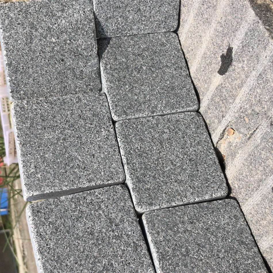 Tumbled Granite Setts, Paving Edging, Blue Black Cobbles 100x100x30mm £45.59/m2 - Image 5
