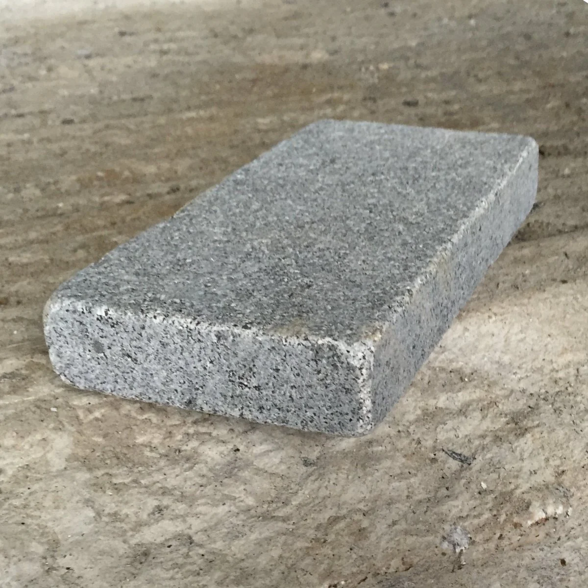 Tumbled Granite Setts, Paving Edging, Blue Black Cobbles 200x100x30mm £41.89/m2 - Image 5