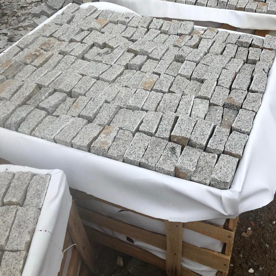 Granite Setts Cobbles, Silver Grey Cropped 200 x 100 x 50mm £49.99/m2 - Image 5
